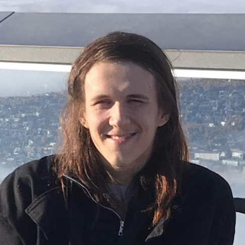 Bass Player Resonaari